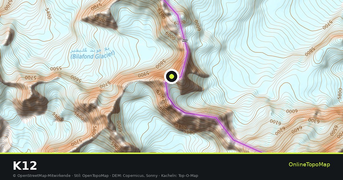 Topographische Karte von K12 mit Höhenlinien und Geländeschattierung